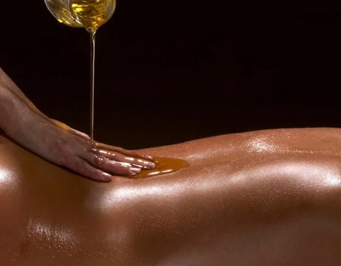 KATI ABHYANGA (AYURVEDIC BACK MASSAGE)